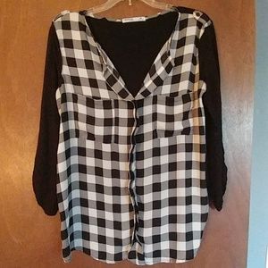 Black & white plaid blouse